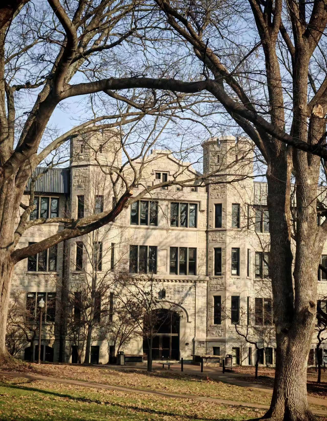 范德堡大学官宣：标化可选时代终结，1500分或成新基准线(图4)
